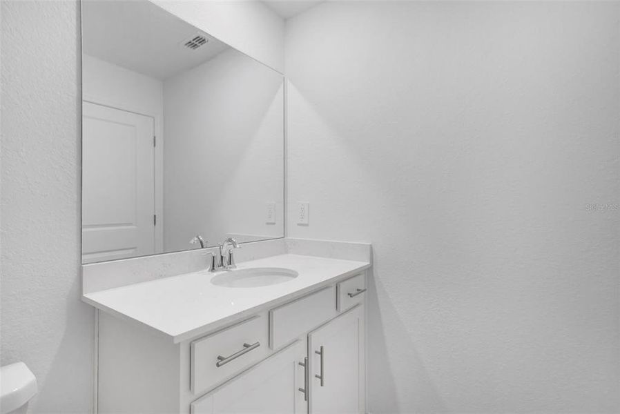 Image 27 of a home in Wellen Park Golf & Country Club.