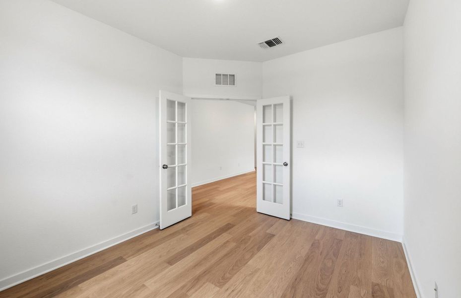 Spacious, unfurnished interior of a new home in La Cima, San Marcos (Image 44).