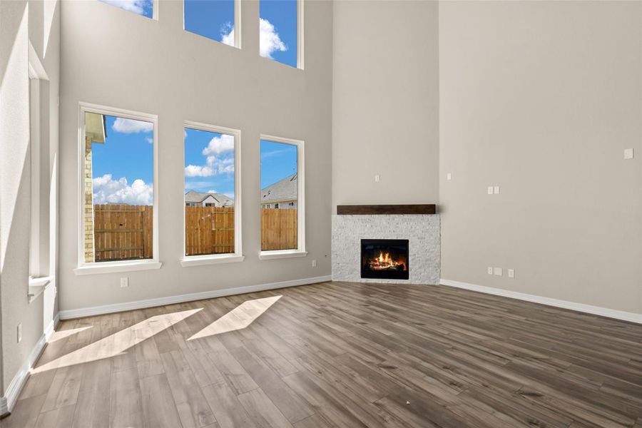 Sample product photo. Actual exterior and interior selections may vary by homesite. Photo may be virtually staged