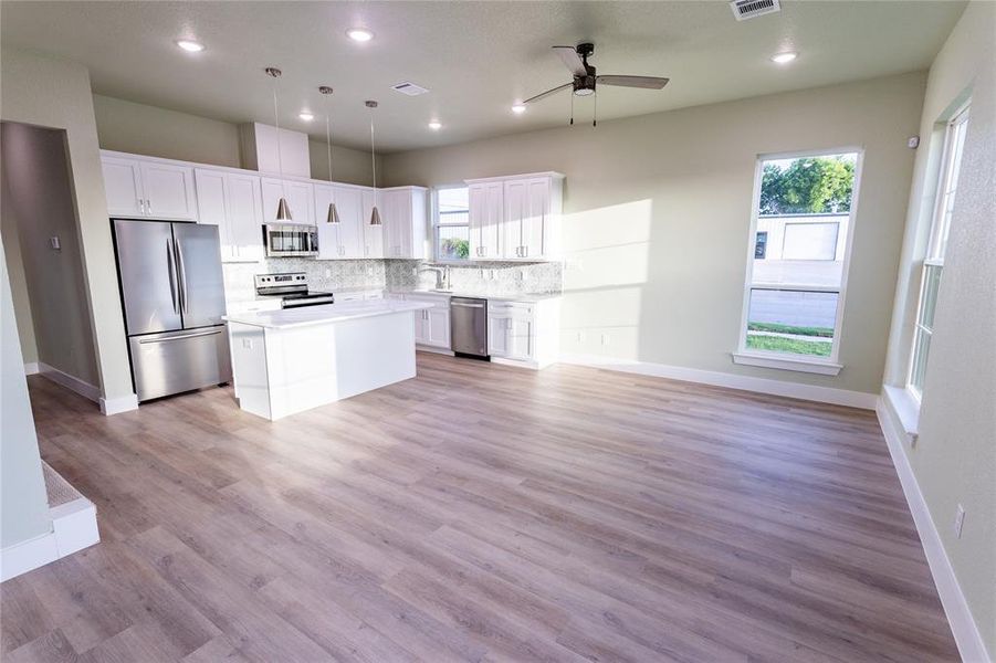 Spacious, unfurnished interior of a new home in , Fort Worth (Image 21).
