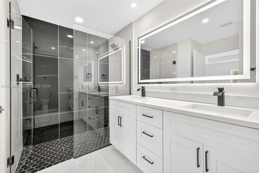 Furnished interior view inside a new home in , Lehigh Acres (Image 4).