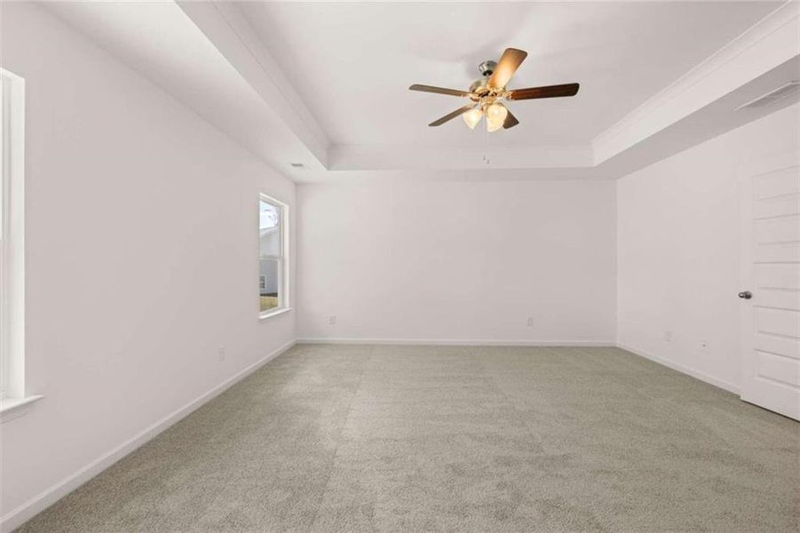 Spacious, unfurnished interior of a new home in Water Oak Estates, Lawrenceville (Image 15).