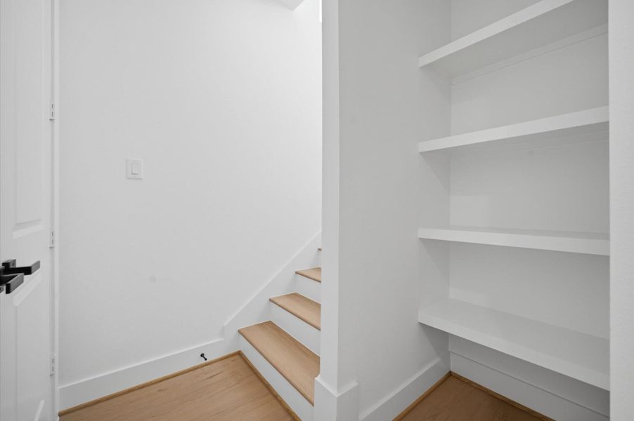 Spacious, unfurnished interior of a new home in , Houston (Image 25).