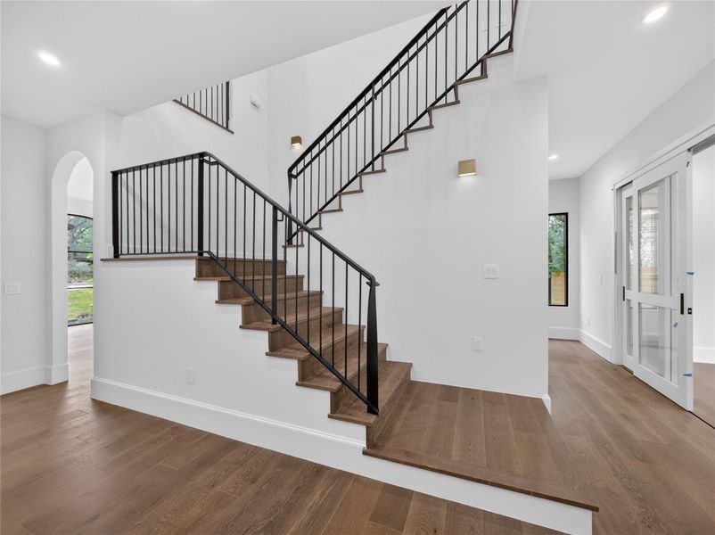 Spacious, unfurnished interior of a new home in , Austin (Image 26).
