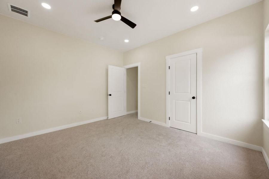 Spacious, unfurnished interior of a new home in , Kingsland (Image 27). Spacious, unfurnished interior of a new home in , Kingsland (Image 27).