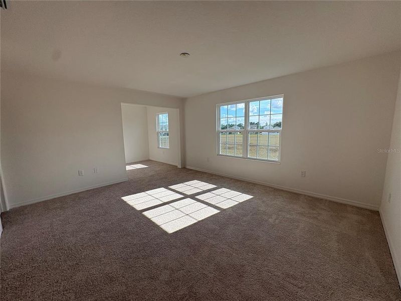 Spacious, unfurnished interior of a new home in Sky Lakes Towns, St. Cloud (Image 12).