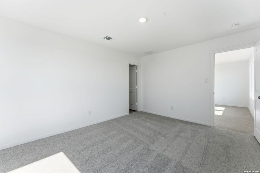 Spacious, unfurnished interior of a new home in , New Braunfels (Image 15).