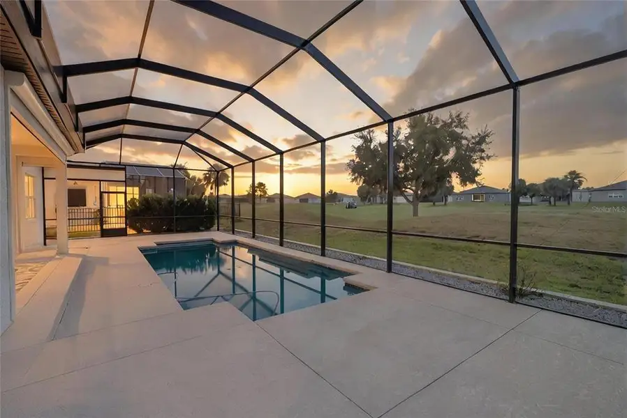 Exterior details and patio area of a home in , Ocala (Image 3).