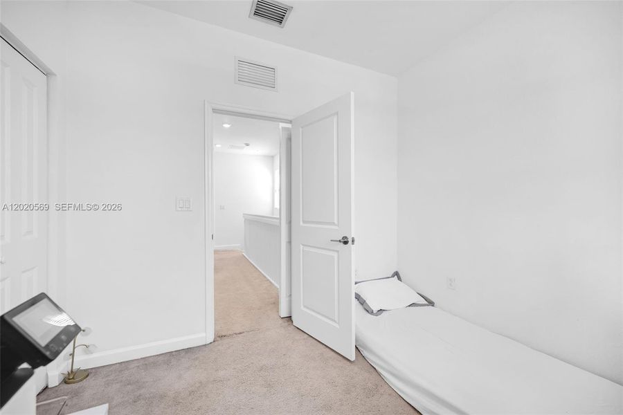 Furnished interior view inside a new home in , Homestead (Image 41).