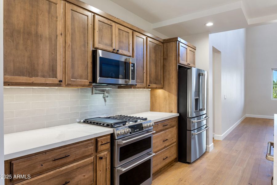 2268RoundaboutCir-HeberOvergaardAZ-14 2268RoundaboutCir-HeberOvergaardAZ-14