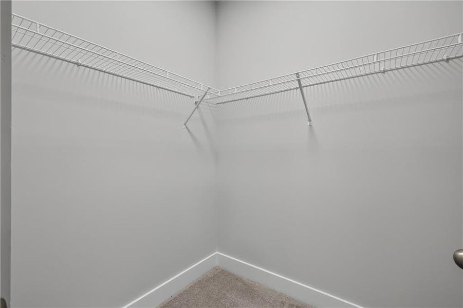 Spacious, unfurnished interior of a new home in , Atlanta (Image 34).