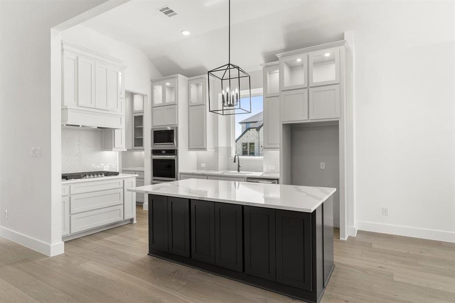 11. 4717 Allende - Kitchen (2)