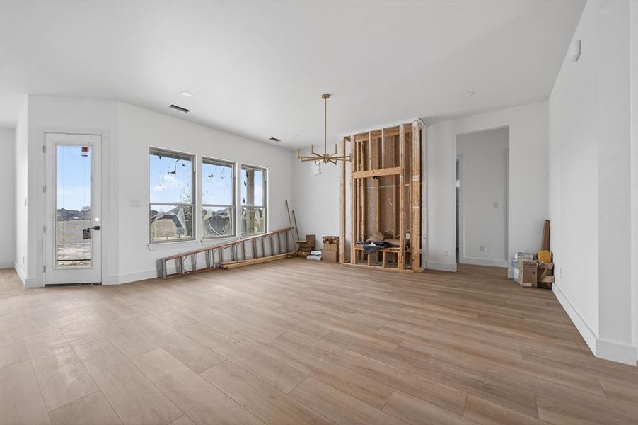 Spacious, unfurnished interior of a new home in , Lone Oak (Image 17).