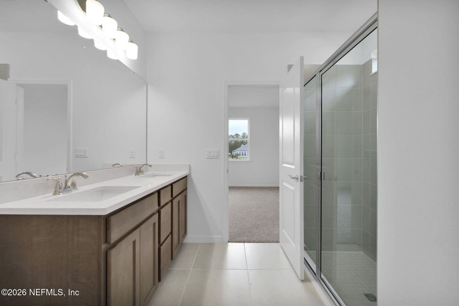 Furnished interior view inside a new home in Hyland Trail, Green Cove Springs (Image 5).