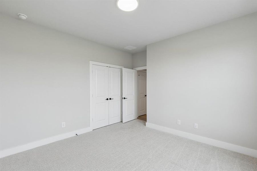 Spacious, unfurnished interior of a new home in Ellis Ranch Estates, Waxahachie (Image 30).