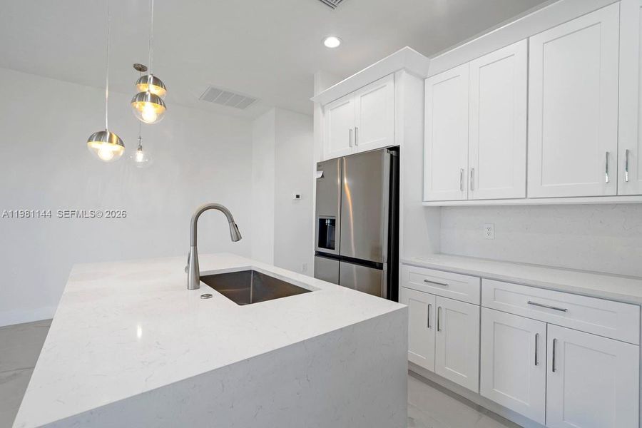 Furnished interior view inside a new home in , Cape Coral (Image 7).