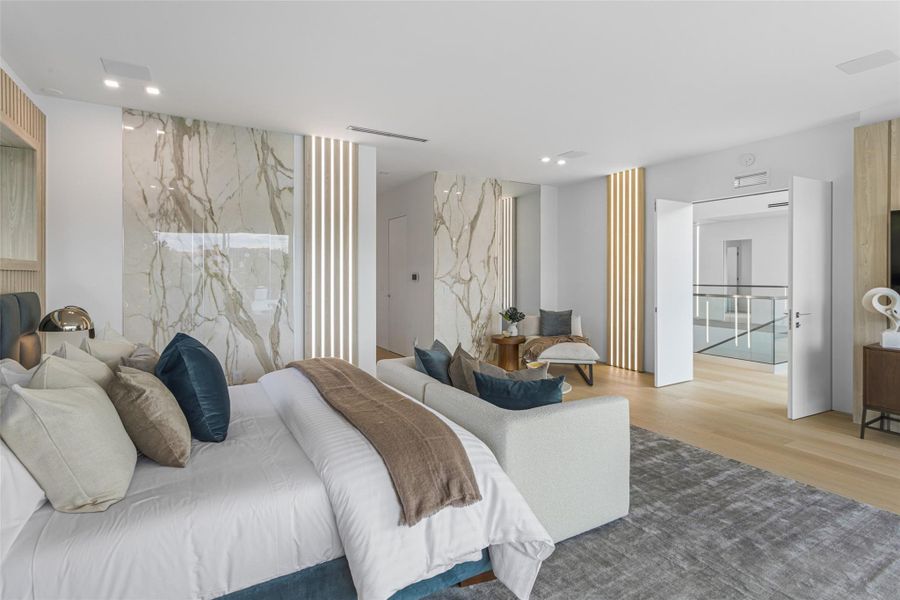 Furnished interior view inside a new home in , Fort Lauderdale (Image 16).