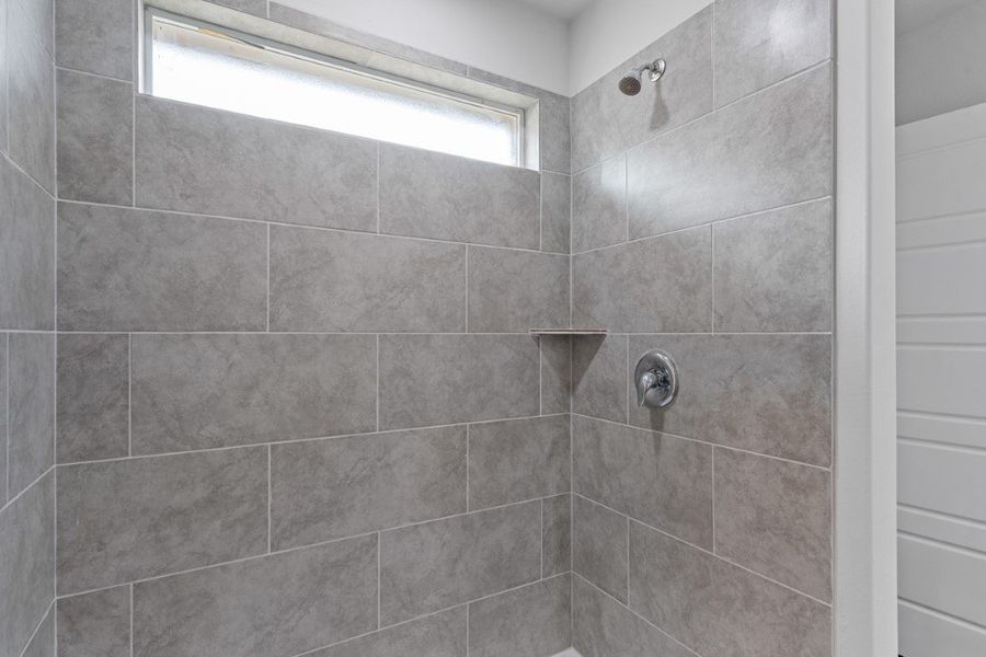 Representative furnished interior of a home built from the TAYLOR by D.R. Horton in Faculty Row, Abilene (Image 21).