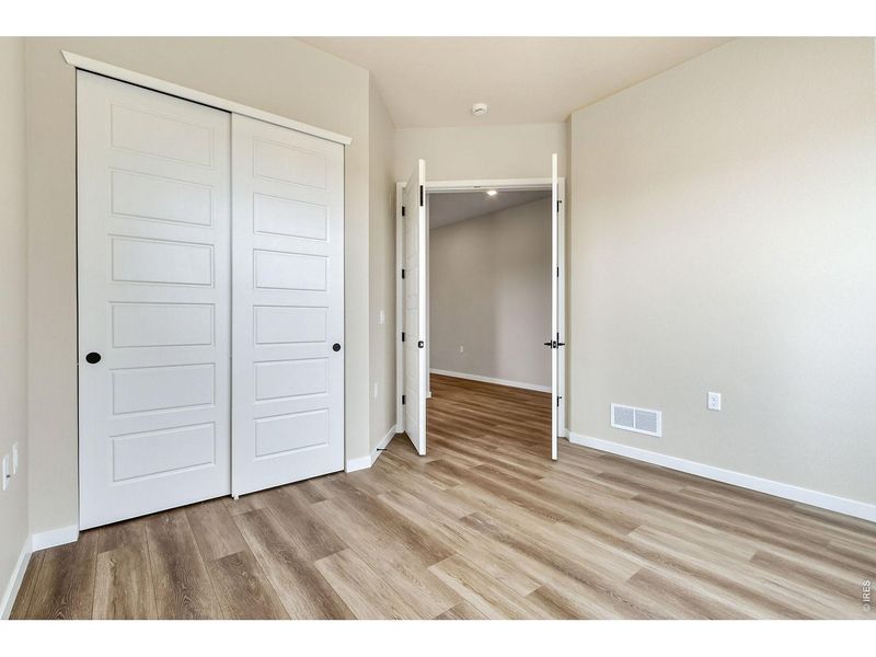 Spacious, unfurnished interior of a new home in , Fort Collins (Image 35).