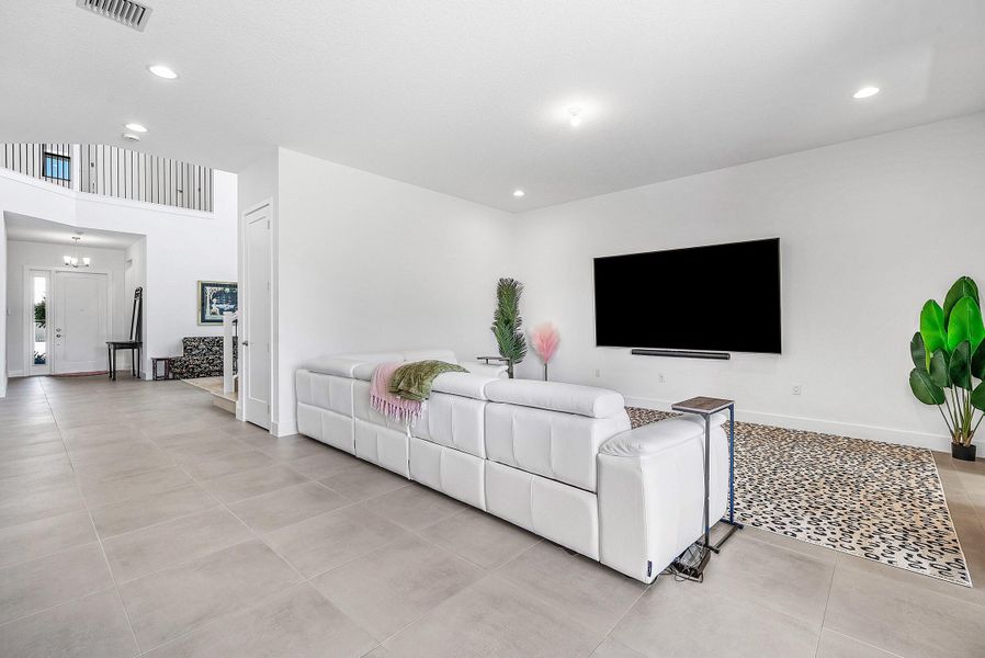 021-8260RoyalCountyDownRoad-BocaRaton-FL