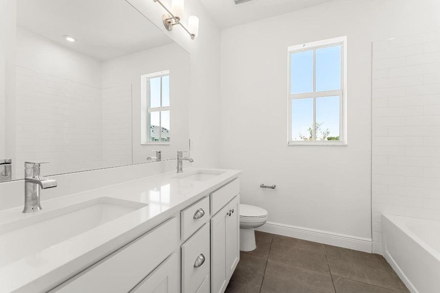 US_SEF_Marguerite_Lot 25_Bath 2