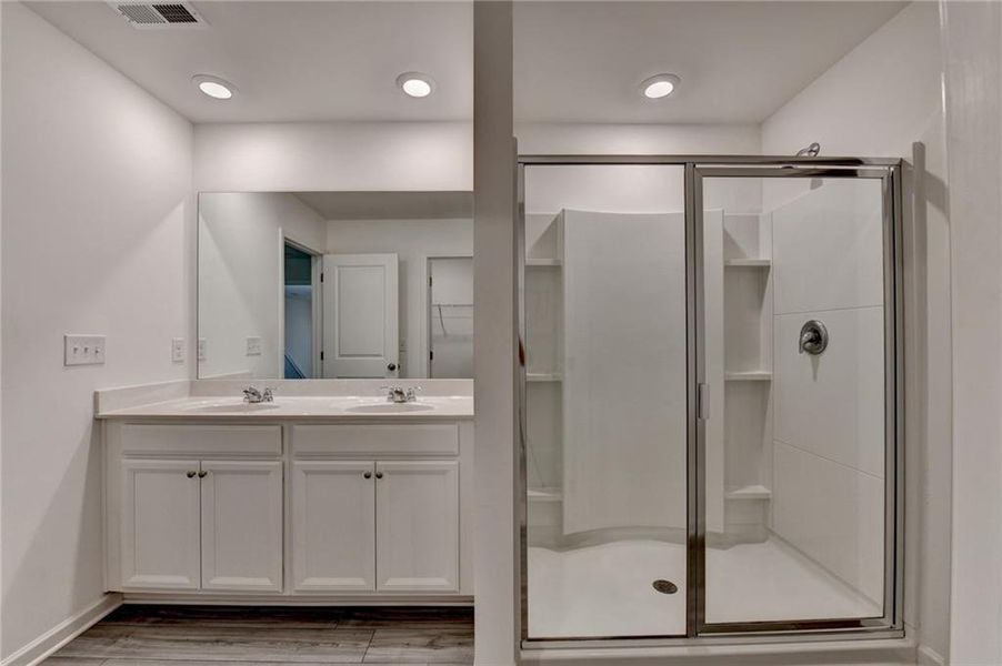 Furnished interior view inside a new home in , Braselton (Image 11).