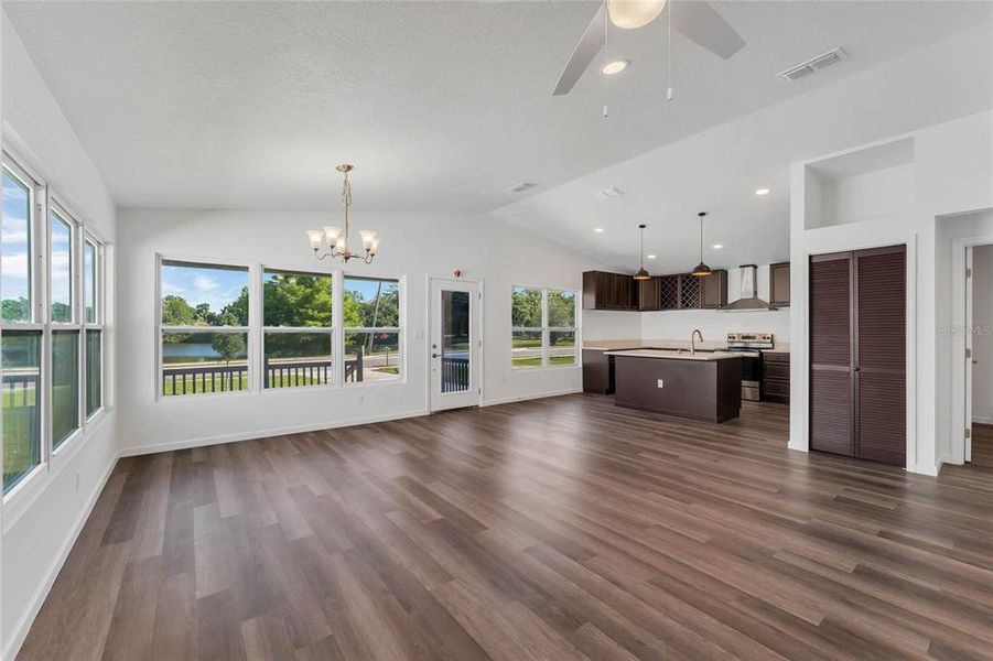 Open Concept Family Room & Kitchen