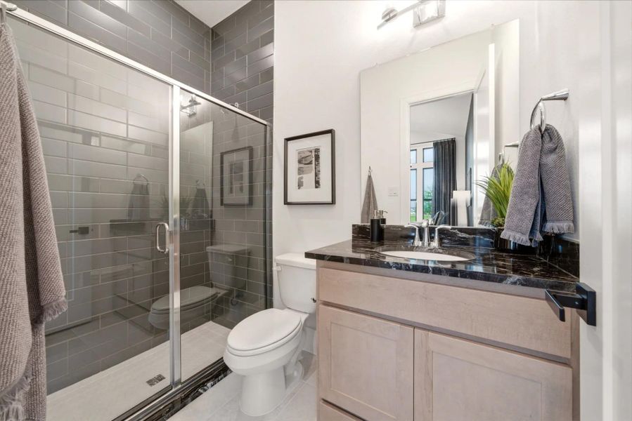 Maxwell Full Bathroom Maxwell Full Bathroom