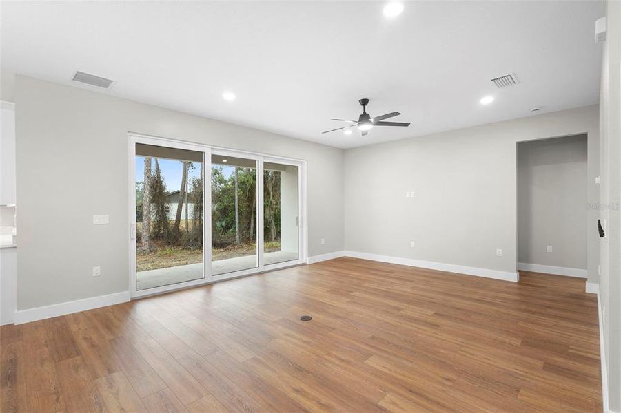 Spacious, unfurnished interior of a new home in , Eustis (Image 23).