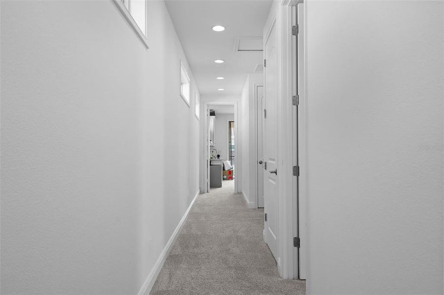 Spacious, unfurnished interior of a new home in , Orlando (Image 21).