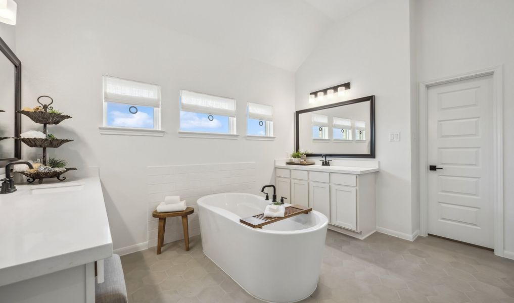 Pristine primary luxury bath