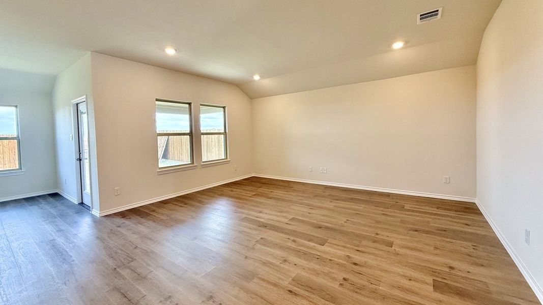 Representative unfurnished interior of a home built from the HUNTSVILLE by D.R. Horton in Northspur, Forney (Image 9). Representative unfurnished interior of a home built from the HUNTSVILLE by D.R. Horton in Northspur, Forney (Image 9).