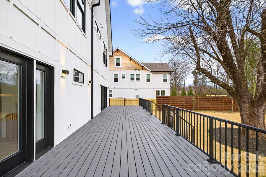 Exterior details and patio area of a home in , Charlotte (Image 25).