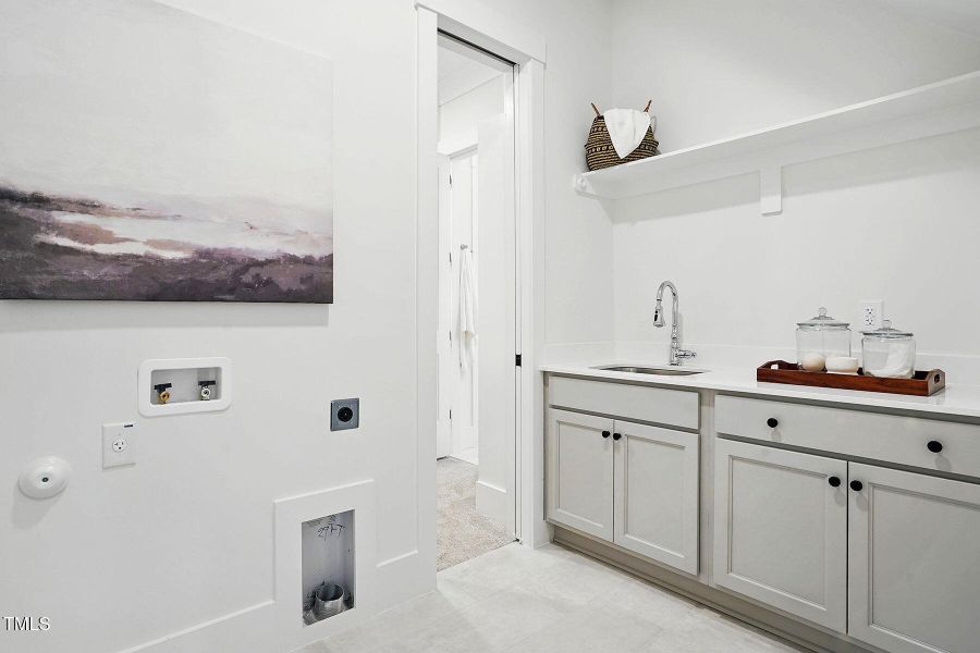 51-web-or-mls-Photo_020 (2) 51-web-or-mls-Photo_020 (2)