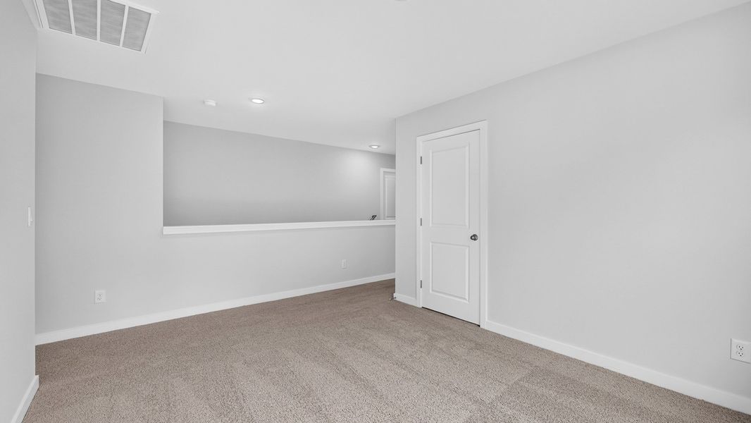 Spacious, unfurnished interior of a new home in Laurelbrook, Sherrills Ford (Image 21).