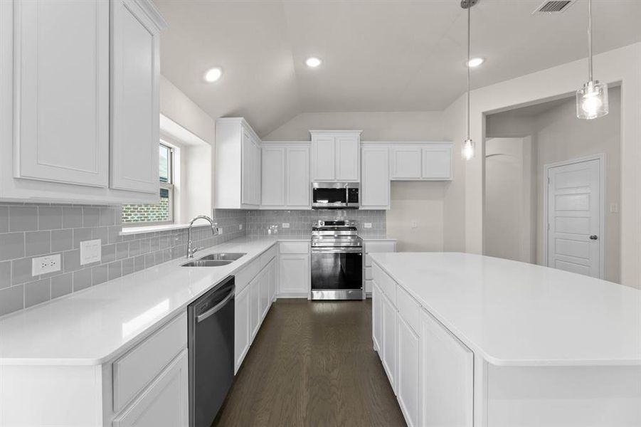 1141 Avery-Kitchen-2