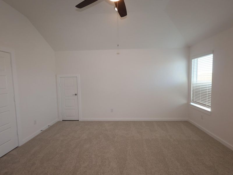 Spacious, unfurnished interior of a new home in Miller's Pond, Rosenberg (Image 16). Spacious, unfurnished interior of a new home in Miller's Pond, Rosenberg (Image 16).