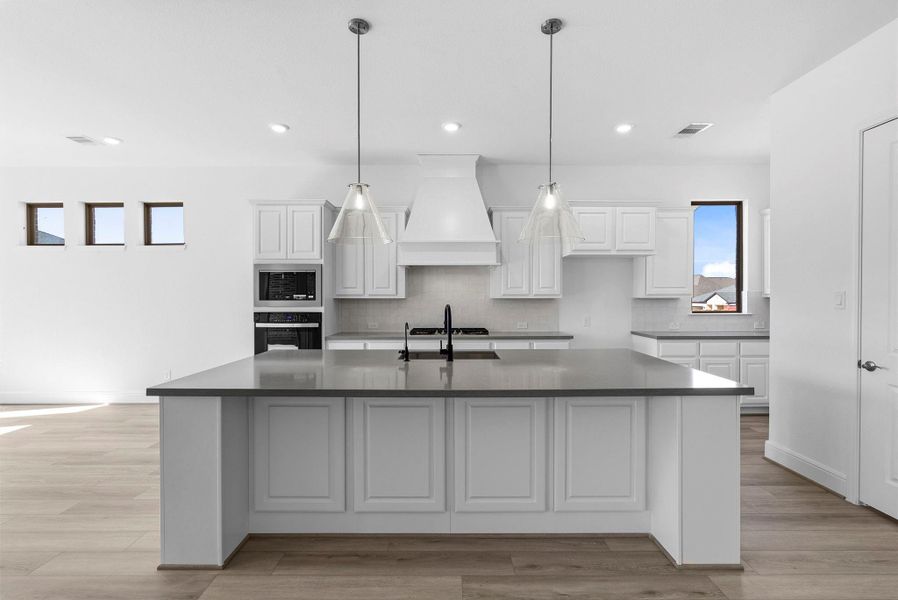 Furnished interior view inside a new home in Chambers Creek, Willis (Image 9).