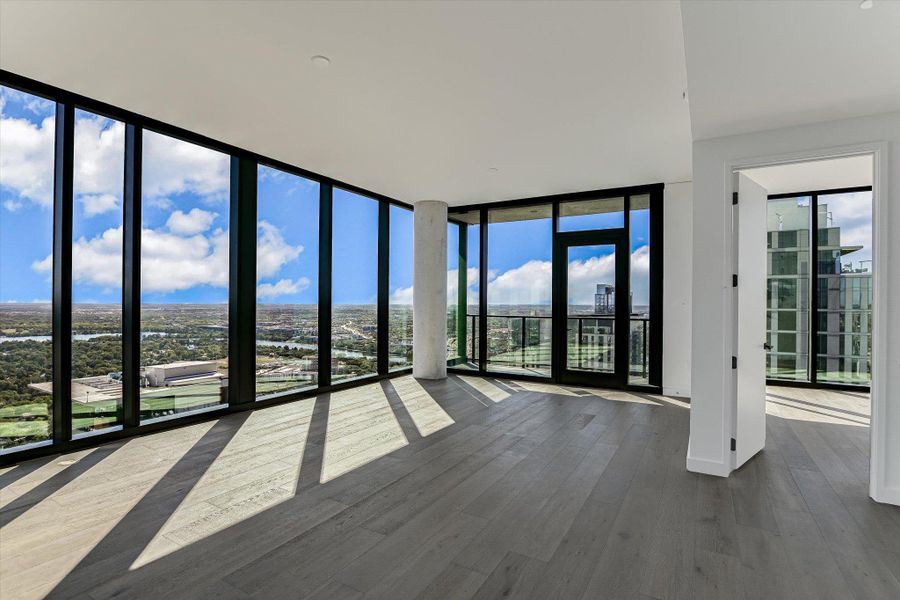 Spacious, unfurnished interior of a new home in , Austin (Image 16).