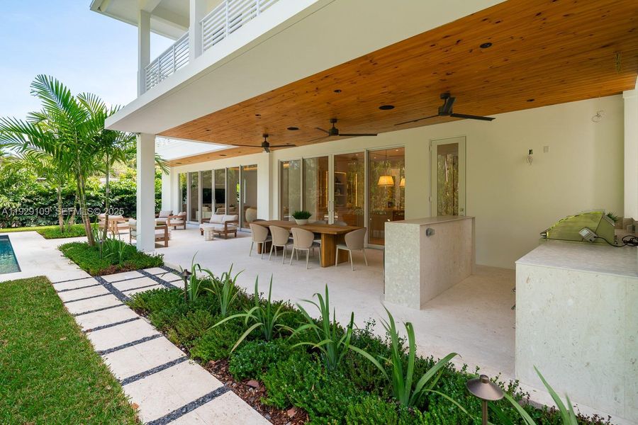 Enjoy Alfresco Living