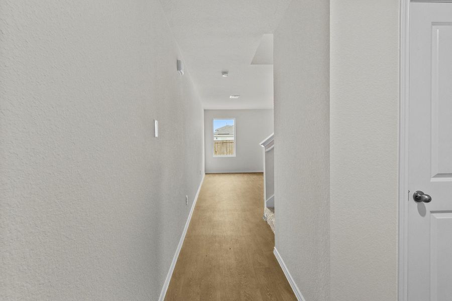 Spacious, unfurnished interior of a new home in Sunset Oaks, Maxwell (Image 22).