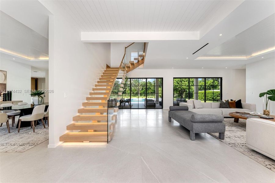 Image 36 of a home in .