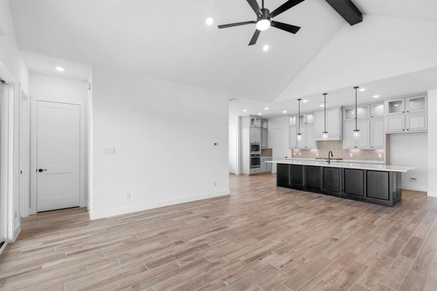 Image 35 of a home in Briarley.