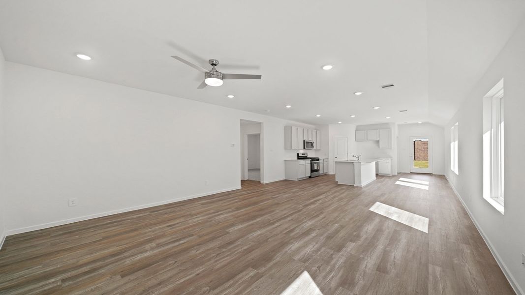 Spacious, unfurnished interior of a new home in Cypress Green, Hockley (Image 15). Spacious, unfurnished interior of a new home in Cypress Green, Hockley (Image 15).