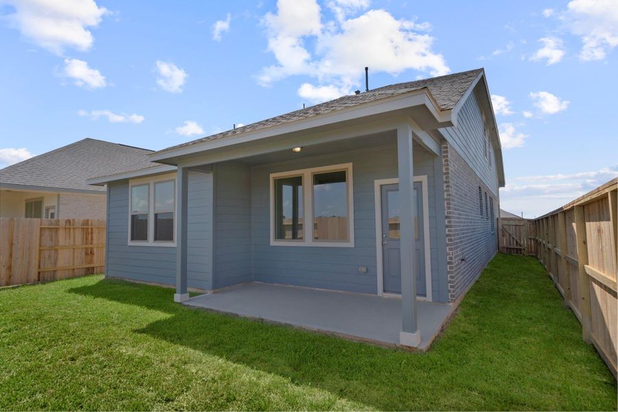 This backyard is perfect for family gatherings, social events, or simply unwinding in the fresh air. This backyard is perfect for family gatherings, social events, or simply unwinding in the fresh air.