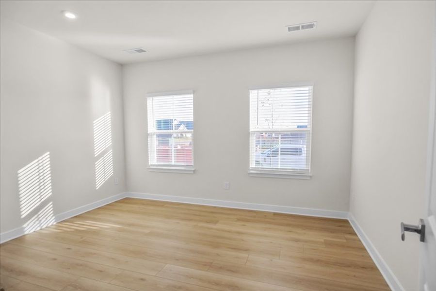 Spacious, unfurnished interior of a new home in Canterbrook Farms Ranches, Fountain Inn (Image 14).