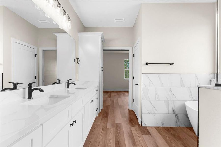 Furnished interior view inside a new home in , Weeki Wachee (Image 9).