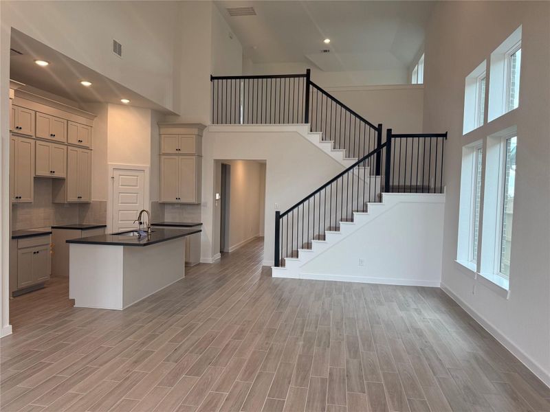 You'll enjoy the open concept perfect for entertaining and family time. You'll enjoy the open concept perfect for entertaining and family time.