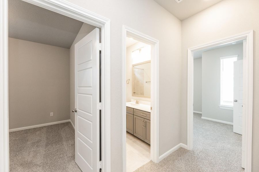 Spacious, unfurnished interior of a new home in Dunvale Village - Patio Home Collection, Houston (Image 22). Spacious, unfurnished interior of a new home in Dunvale Village - Patio Home Collection, Houston (Image 22).