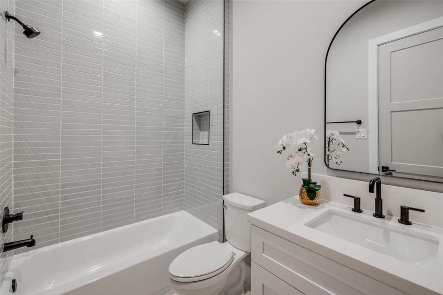 * Estimated Completion date 11/30/2026* * ASK ABOUT CUSTOMIZATION OPTIONS DURING CONSTRUCTION ONLY * * MAZZARINO MODEL HOME * PHOTOS MAY SHOW A SIMILAR FLOOR PLAN AND/OR UPGRADED/ALTERNATIVE FINISHES * Please use these photos as a guide * * THIS IS AN ACTIVE CONSTRUCTION SITE, BUYERS MUST REQUEST APPOINTMENT TO BE ON PREMISE AT ALL TIMES. *